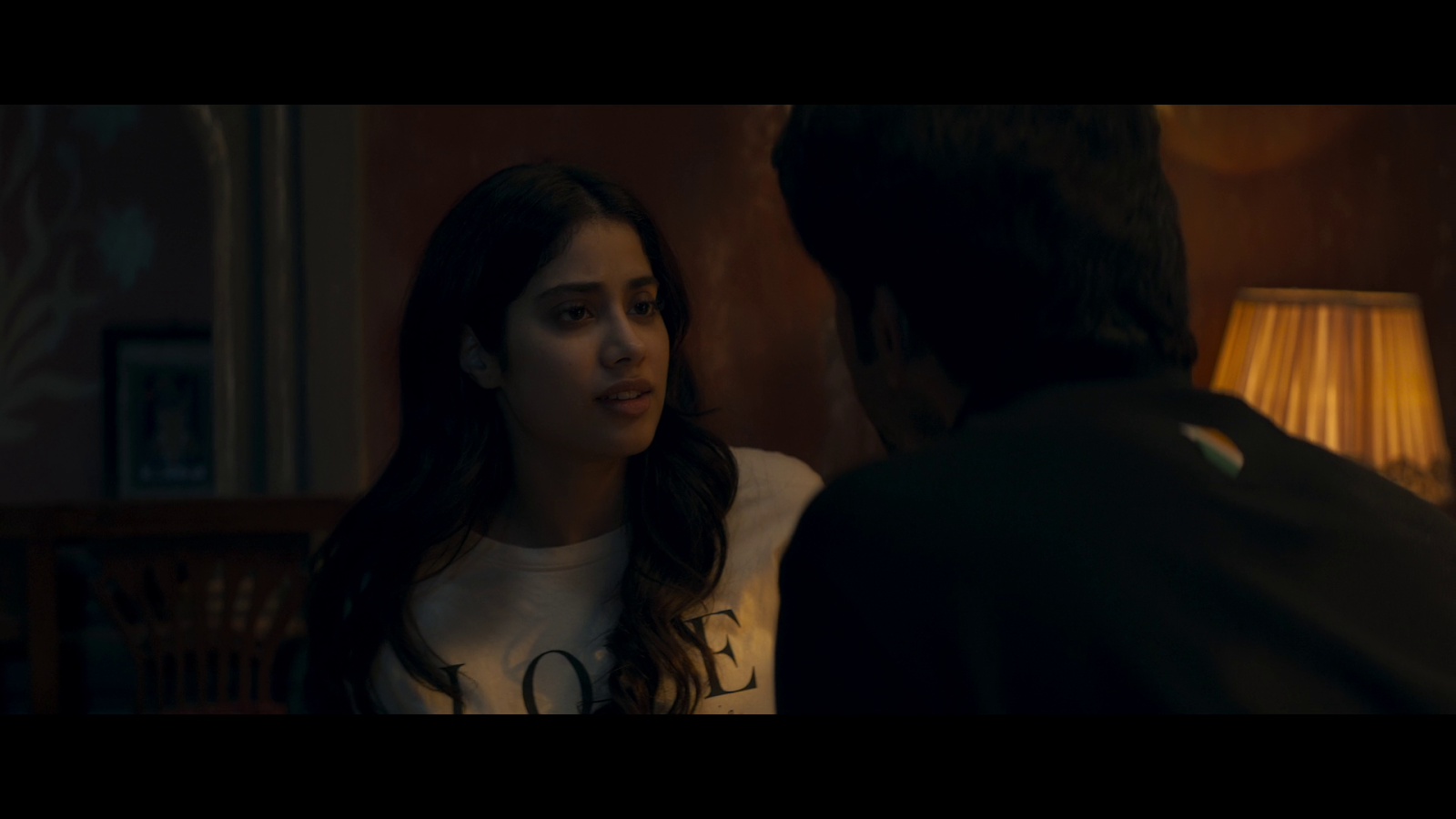 Mr. & Mrs. Mahi (2024) Hindi DDP5.1 Netflix WEB-DL Screenshot