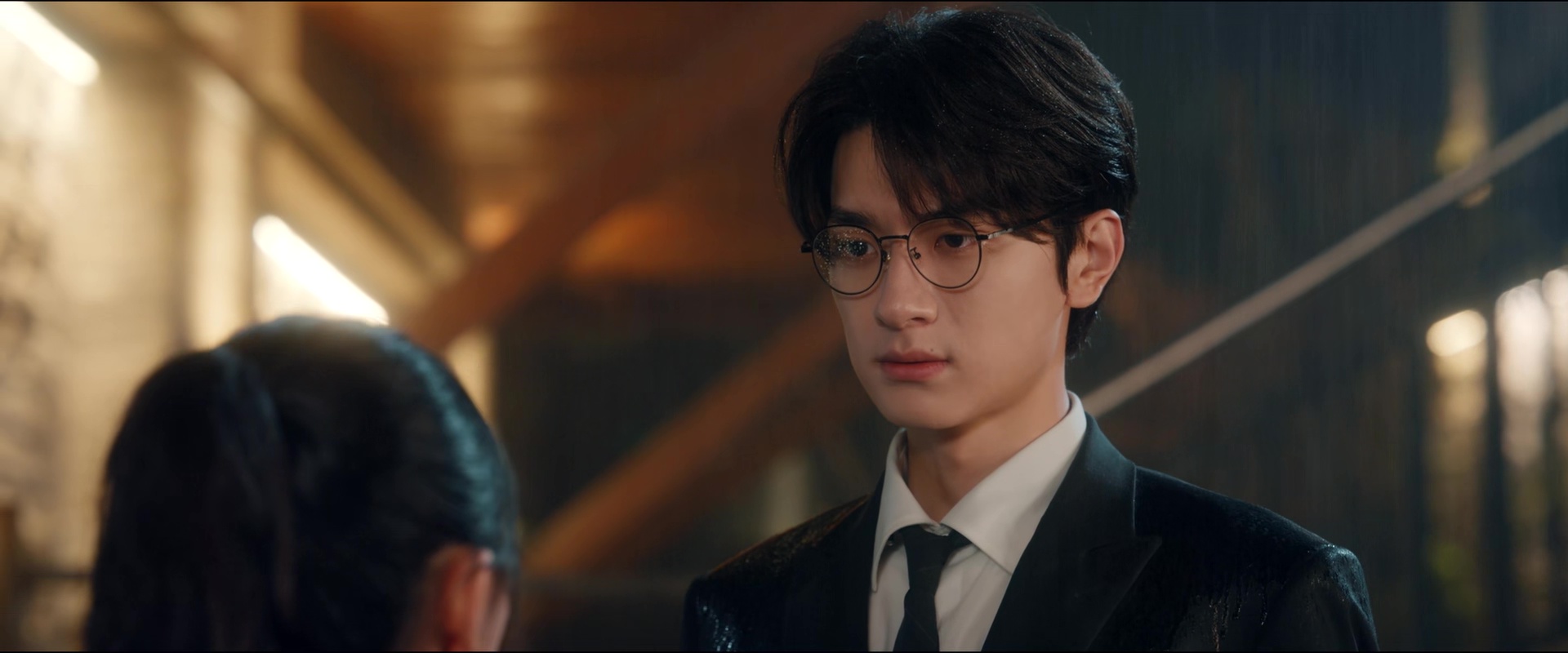 Derailment (2023) Season 1 [Hindi ORG. Dubbed] Complete C-Drama WEB Series 720p | 1080p Screenshot
