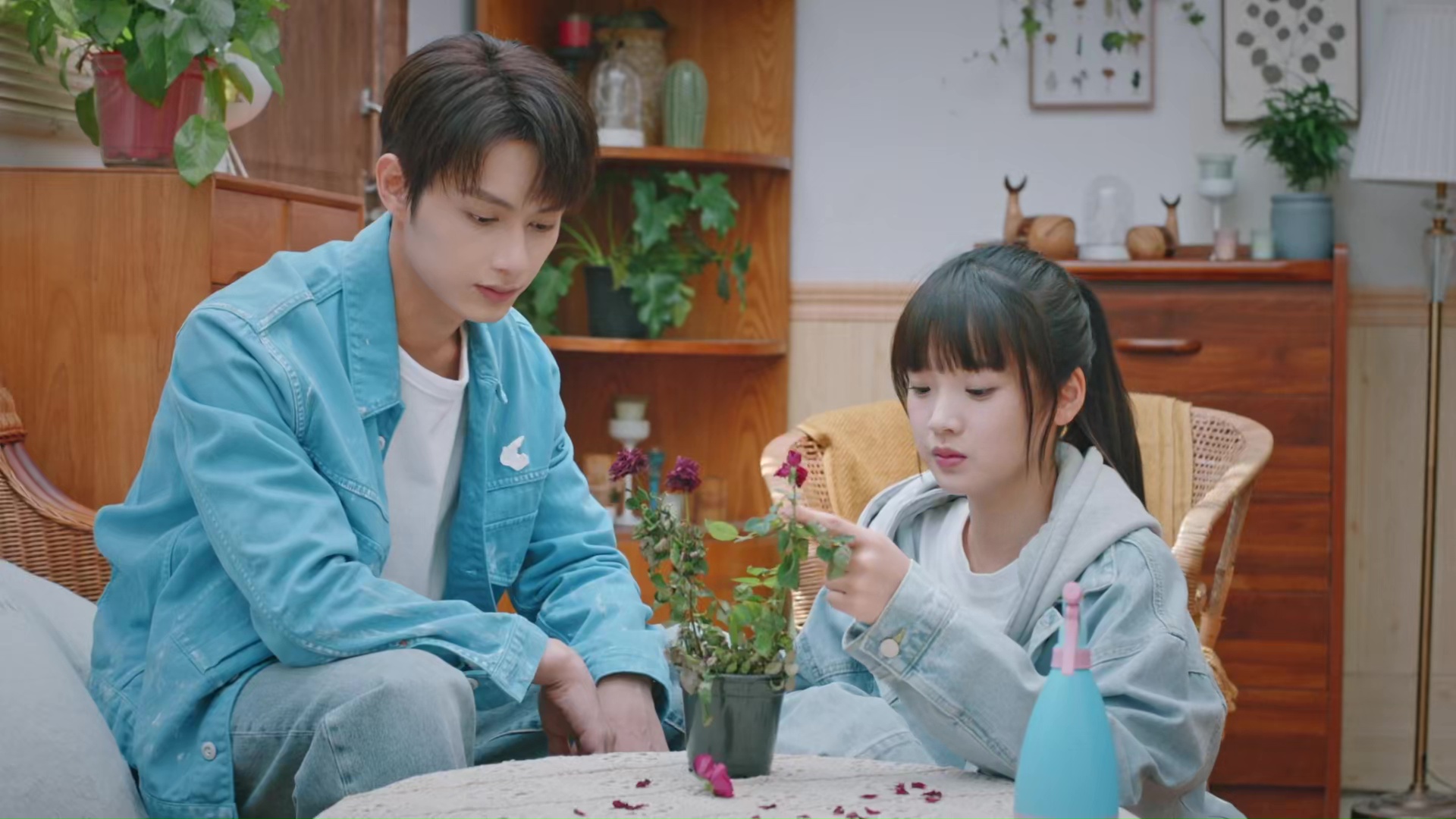 Exclusive Fairytale (2023) Season 1 Dual Audio [Hindi ORG. + Chinese] Complete C-Drama WEB Series 720p | 1080p Screenshot