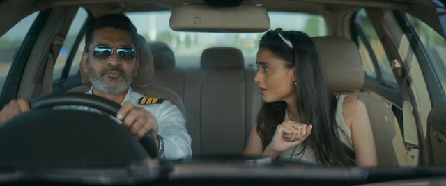 Vash (2023) WEB-DL {Gujarati DD2.0} Movie 480p | 720p | 1080p Screenshot