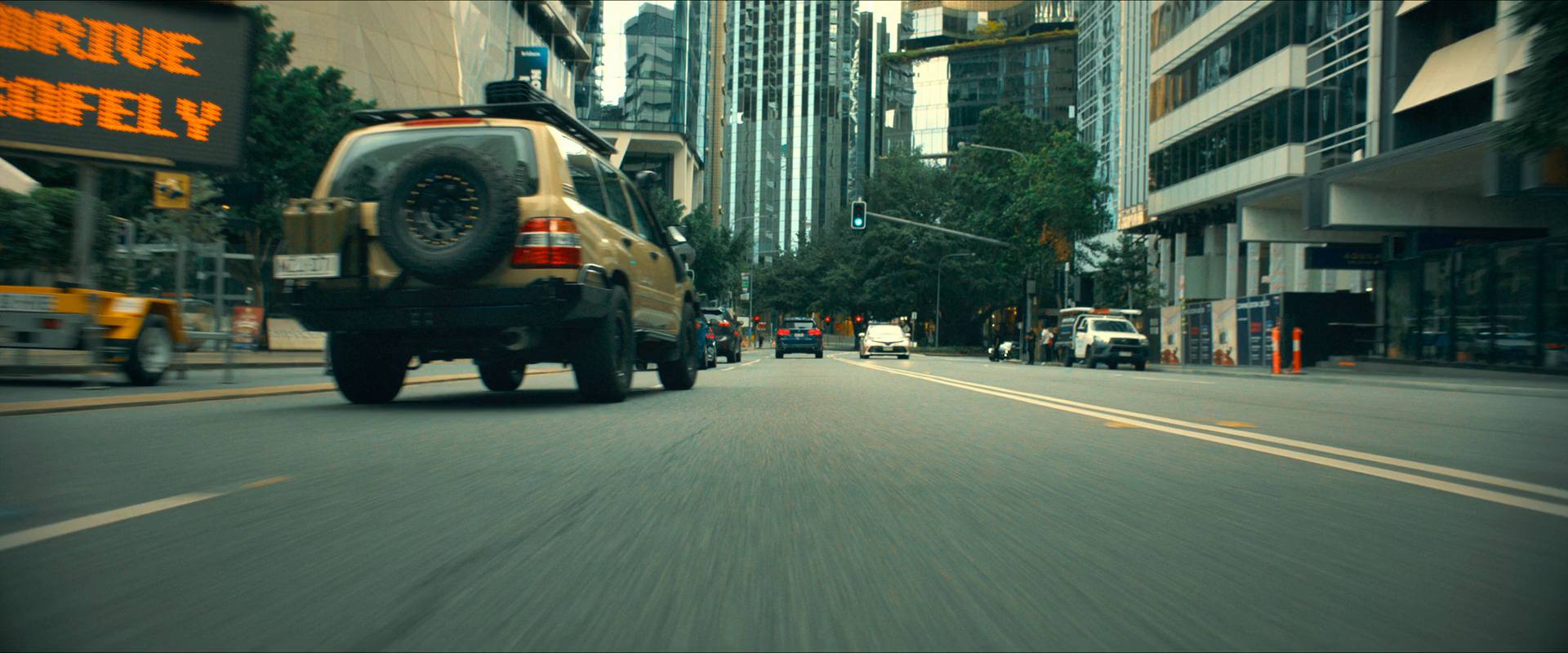 Runner (2026) WEB-DL [English With Subtitles] Full Movie 480p | 720p | 1080p Screenshot